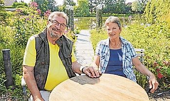 Schwimmteich in der Größe XXL - Het Tuinpad Op / In Nachbars Garten