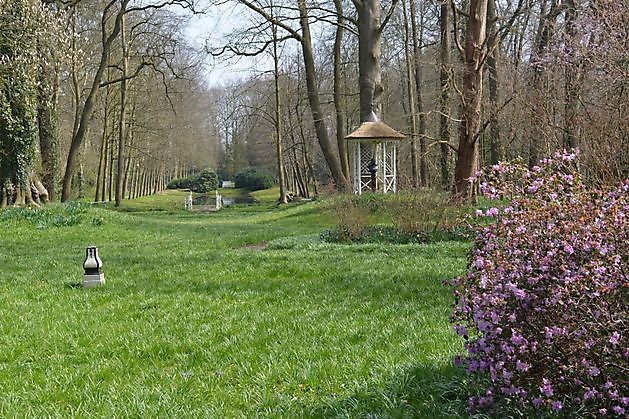 Landgut Overcingel Assen - Het Tuinpad Op / In Nachbars Garten