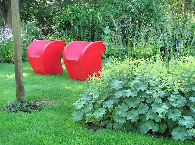  - Het Tuinpad Op / In Nachbars Garten