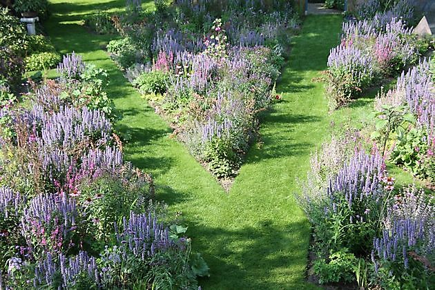 De Luie Tuinman Ruinen