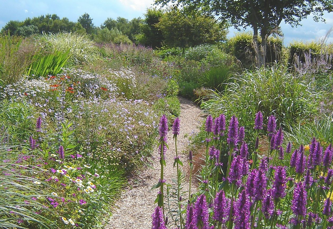 Gärtnerei Jacobs - Het Tuinpad Op / In Nachbars Garten