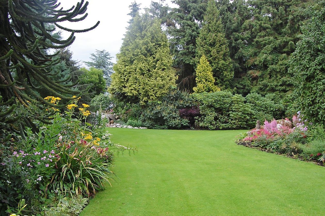 The Stonefarm - Het Tuinpad Op / In Nachbars Garten