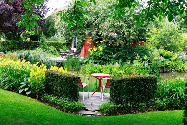 Diddens - Het Tuinpad Op / In Nachbars Garten