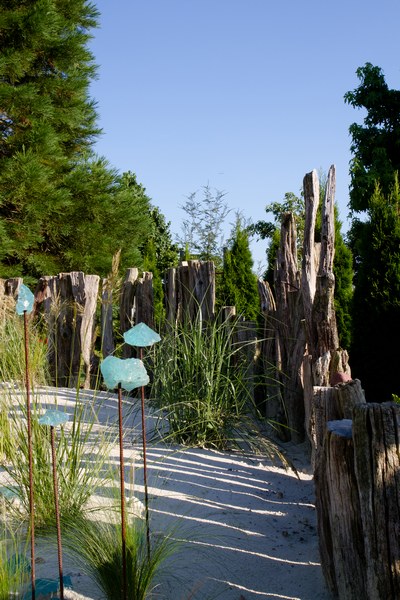 Agnes & Ludwig Schade - Het Tuinpad Op / In Nachbars Garten