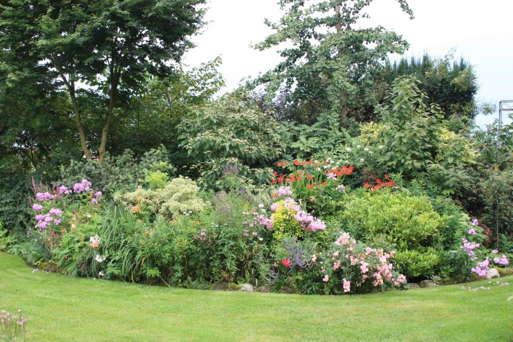 Jetskes Garten - Het Tuinpad Op / In Nachbars Garten