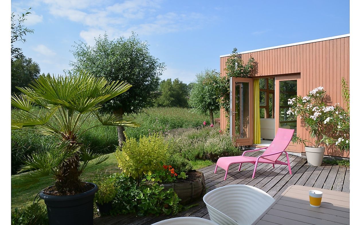 Der Garten von Helen Buwalda - Het Tuinpad Op / In Nachbars Garten