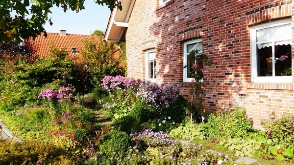 Garten Geziena Scholtalbers - Het Tuinpad Op / In Nachbars Garten