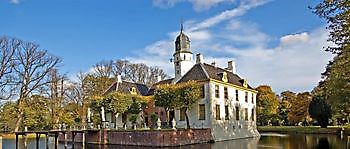 Fraeylemaborg - Het Tuinpad Op / In Nachbars Garten