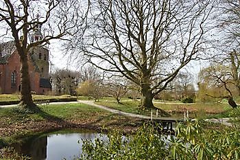 Domies Toen - Het Tuinpad Op / In Nachbars Garten