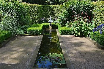 Garten Elke & Manfred Meins - Het Tuinpad Op / In Nachbars Garten
