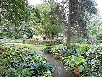 Vechtetaltuin - Het Tuinpad Op / In Nachbars Garten